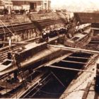 Le Rubis en carénage : modification des puits pour recevoir des mines anglaises en 1941 (© AGASM)