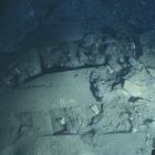 Vue sous-marine de fragments de bois in situ (© Archives Drassm)