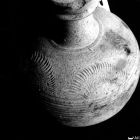Cruche en céramique commune africaine avec décor incisé (© Archives DRASSM)