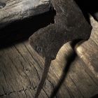Cette serpe vigneronne faisait partie de l'équipement de bord du chaland  (cliché R. Bénali © Studio Atlantis, Mdaa/CG13)