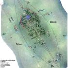 Évaluation sur l’orthophotographie des dimensions d’origine du navire et localisation des éléments architecturaux et céramiques significatifs (élaboration P. Poveda © P. Poveda/CNRS-CCJ)