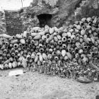 Empilement de panses et cols d'amphores Dressel 1A (© Archives Drassm)