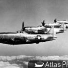 P-47 en formation (© Republic Aviation Corporation /Coll. Musée de l’Air et de l’Espace)