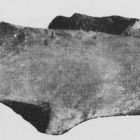 Partie médiane de la varangue d'une membrure avec le trou d'anguiller (d'après Tailliez 1961, fig. 13, p. 191 © Ph. Taillez)